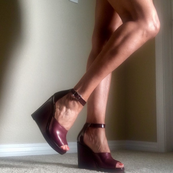 Mason Margiela Women’s Shoes - Picture 2 of 8